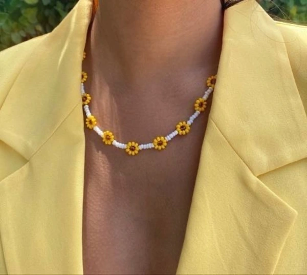 Collar mostacilla girasol